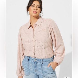 Torrid Eyelet Button Up Long Sleeve Rayon Women’s Shirt Size 1X light pink